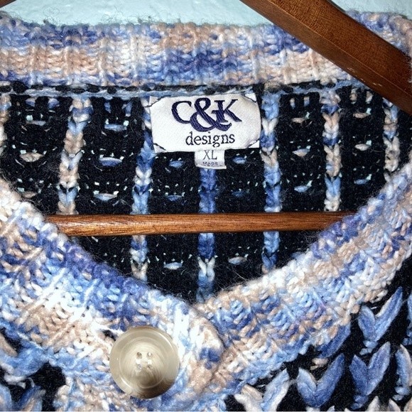 C&K Designs Beautiful Vintage Large Knit Blue Cream Sweater Jacket Size XL - Picture 3 of 5